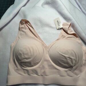 Pink t-shirt bra-NWT